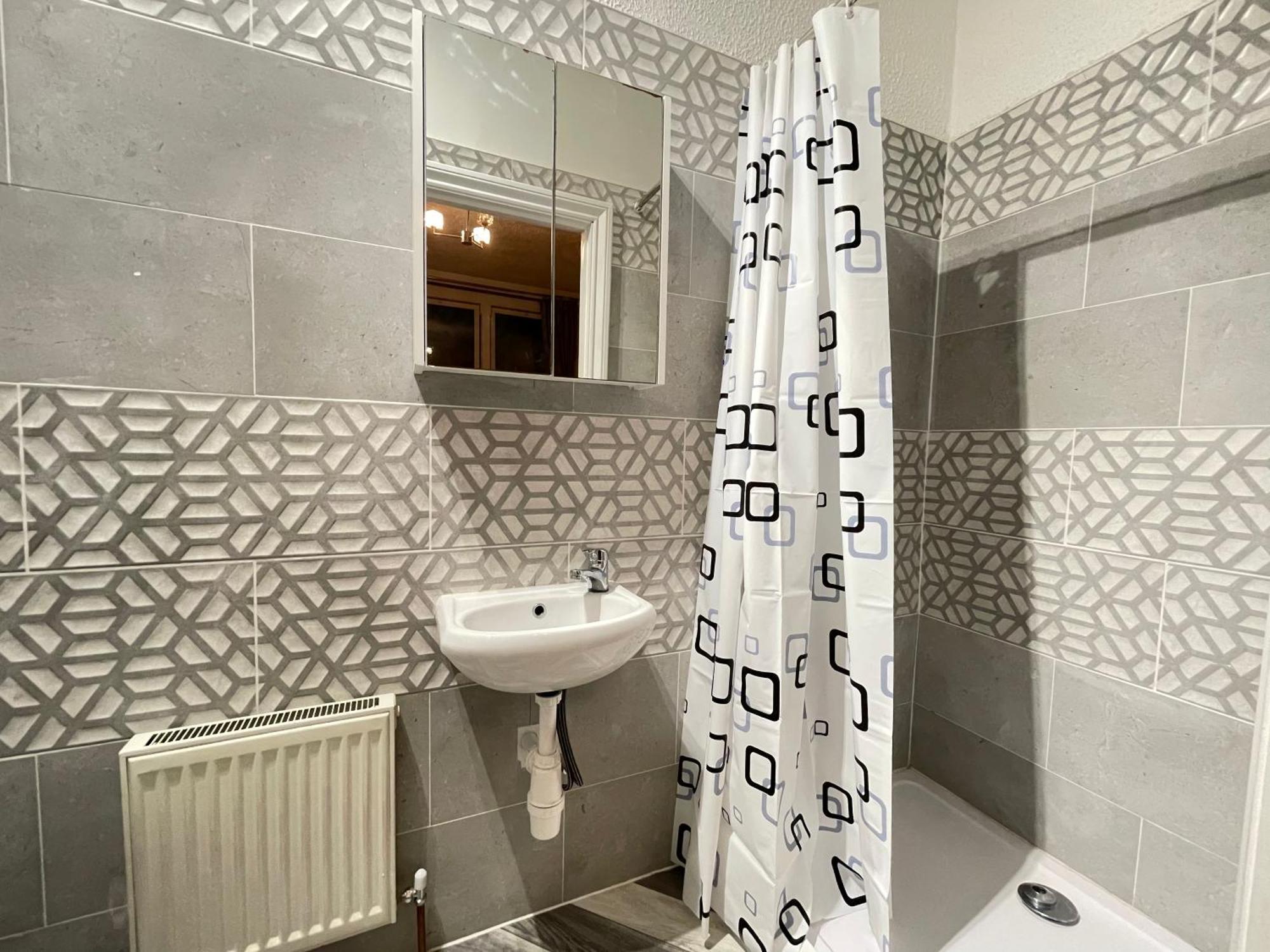 Room With Private Bathroom And Shared Kitchen Londra Exterior foto